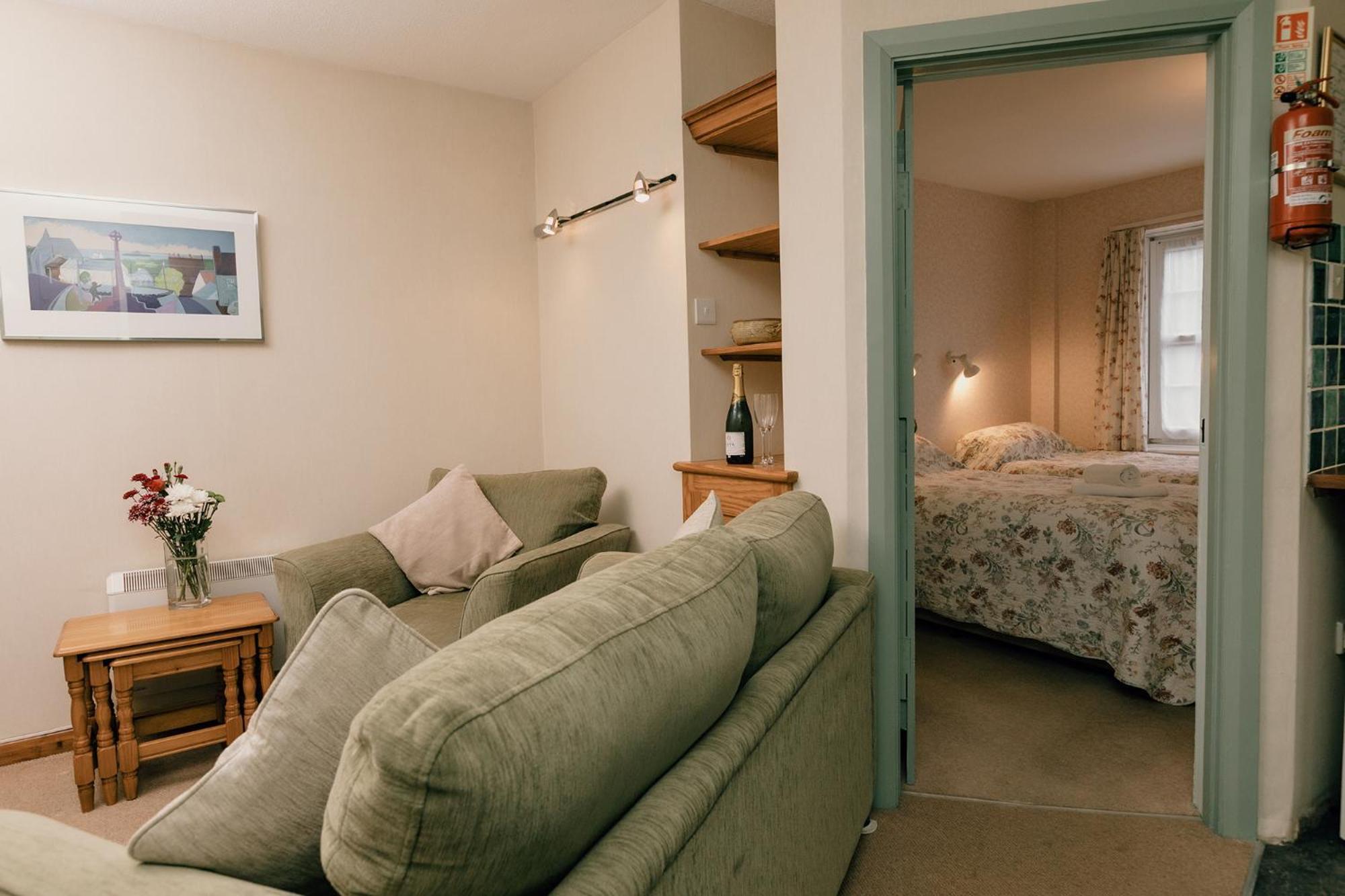 Aparthotel Galwad Y Mor St Davids Exterior foto
